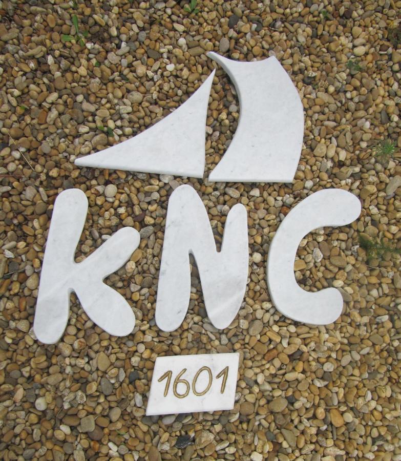 مبيت وإفطار لا كروا فالميه K.N.C.1601 المظهر الخارجي الصورة